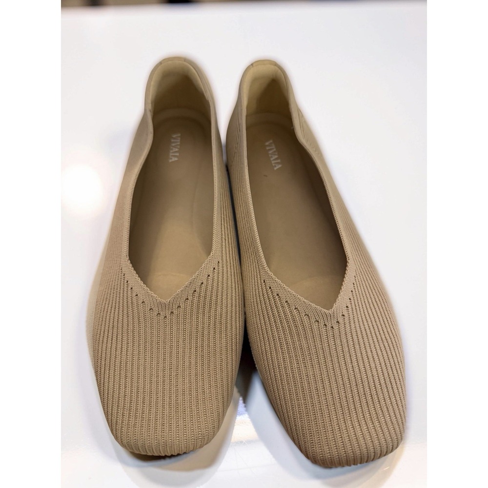 VIVAIA Square-Toe V-Cut Flats Almond (Margot™ 2.0)  EU Sz 39 / US Sz 8W - NEW